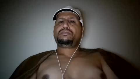 Man new online show from 03-11-25, 04:10