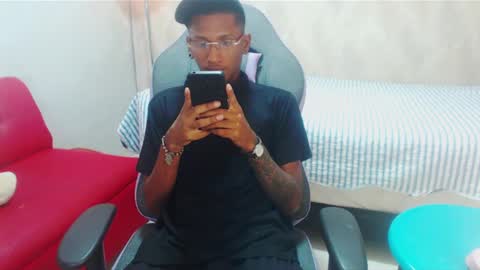 man_san11 online show from 12-21-24, 02:37