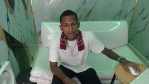 man_san11 online show from 11-16-25, 04:34