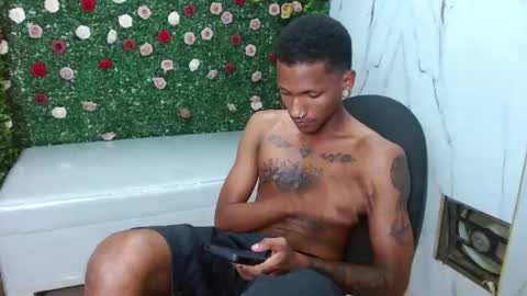 Snapshot of man_san11 chatting on 12-17-25, 06:14 man_san11 online show from 12-17-25, 06:14