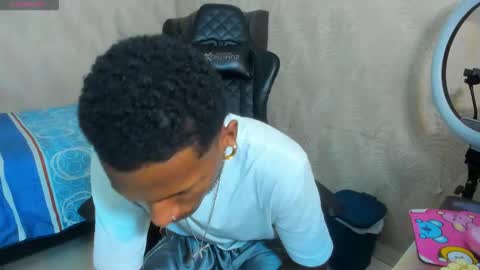 Snapshot of man_san11 chatting on 01-10-26, 03:36 man_san11 online show from 01-10-26, 03:36