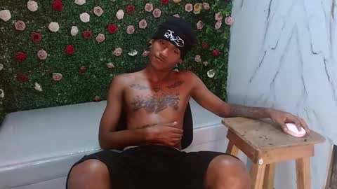 Snapshot of man_san11 chatting on 02-11-26, 03:28 man_san11 online show from 02-11-26, 03:28