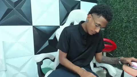 Snapshot of man_san11 chatting on 03-02-26, 03:19 man_san11 online show from 03-02-26, 03:19