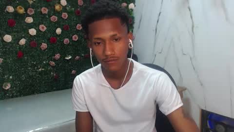 Snapshot of man_san11 chatting on 03-12-26, 04:02 man_san11 online show from 03-12-26, 04:02