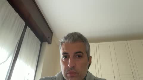 Snapshot of manager82 chatting on 10-01-25, 08:31 manager82 online show from 10-01-25, 08:31