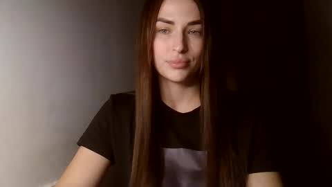 MandiBrooks online show from 10-19-25, 03:23