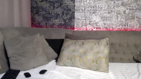 Mandy  online show from 01-15-25, 08:58