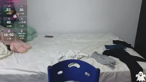 Snapshot of mandy_renzon1_ chatting on 02-04-25, 01:34 M A N D Y online show from 02-04-25, 01:34