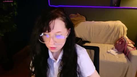 Luna online show from 02-27-26, 10:10