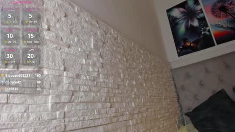 Snapshot of mandyminx66 chatting on 12-19-24, 08:23 Mandy Val online show from 12-19-24, 08:23