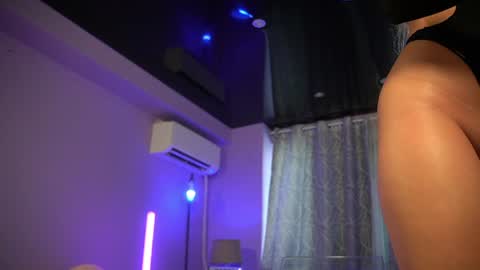 Snapshot of mandypeas chatting on 07-08-26, 07:46 Anto Lovense is Active My pleasure is in your hands Private is Open online show from 07-08-26, 07:46