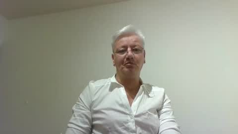 Snapshot of mandywinger chatting on 02-03-25, 06:34 mandywinger online show from 02-03-25, 06:34