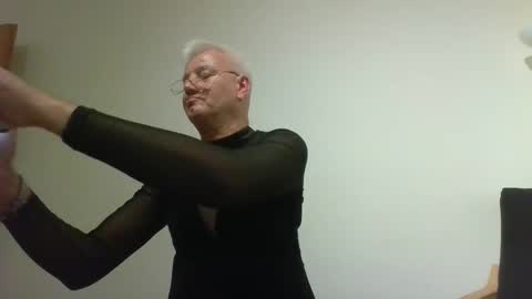 Snapshot of mandywinger chatting on 10-13-25, 01:11 mandywinger online show from 10-13-25, 01:11