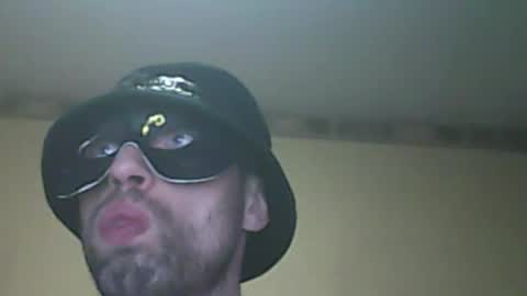 Snapshot of maniakruls chatting on 02-03-26, 02:53 maniakruls online show from 02-03-26, 02:53