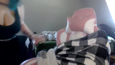 Snapshot of manicpixiepop chatting on 12-04-25, 06:16 ManicPixiePop online show from 12-04-25, 06:16