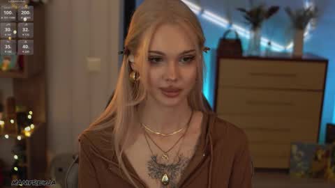 Amelie online show from 03-26-26, 12:50