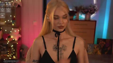 Amelie online show from 04-29-26, 05:41