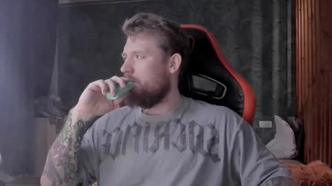 Snapshot of manjerk_on_cb chatting on 11-26-25, 11:11 Arthur online show from 11-26-25, 11:11