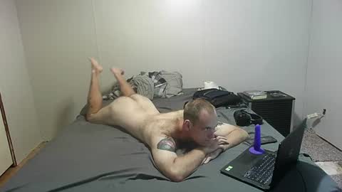 manlyman94 online show from 08-09-26, 01:07