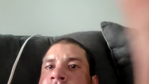 manmuscles35 online show from 08-02-26, 06:50
