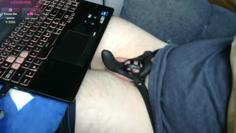 Snapshot of mannyramorg chatting on 11-17-25, 07:30 mannyramorg online show from 11-17-25, 07:30