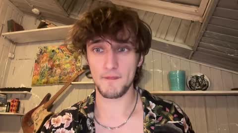 Snapshot of manolein chatting on 12-15-24, 12:40 manolein online show from 12-15-24, 12:40