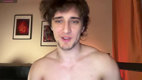 Snapshot of manolein chatting on 02-22-25, 11:13 manolein online show from 02-22-25, 11:13