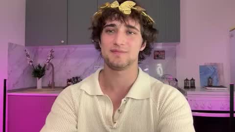 Snapshot of manolein chatting on 09-25-25, 10:35 manolein online show from 09-25-25, 10:35