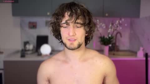 Snapshot of manolein chatting on 12-13-25, 08:25 manolein online show from 12-13-25, 08:25