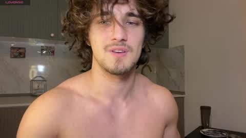 Snapshot of manolein chatting on 01-15-26, 10:57 manolein online show from 01-15-26, 10:57