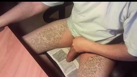 Snapshot of manswed chatting on 12-17-25, 07:36 manswed online show from 12-17-25, 07:36