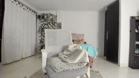 MARY  online show from 01-03-25, 02:32