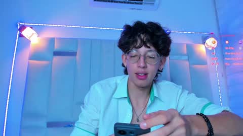 Manuel online show from 01-17-25, 12:42