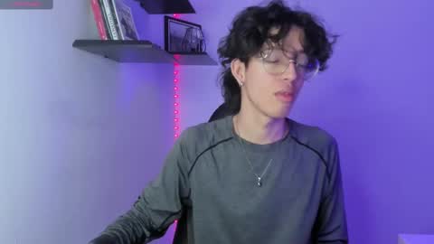 Manuel online show from 03-05-25, 12:33