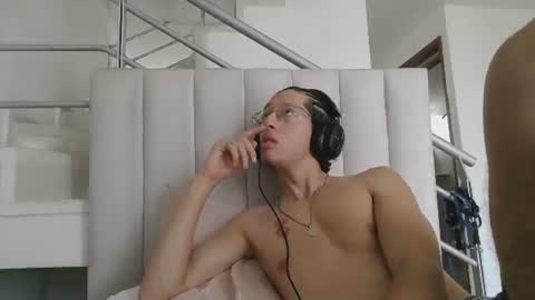 Manuel online show from 06-21-26, 08:55