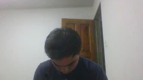 Snapshot of manuel9810 chatting on 03-16-26, 12:17 manuel9810 online show from 03-16-26, 12:17