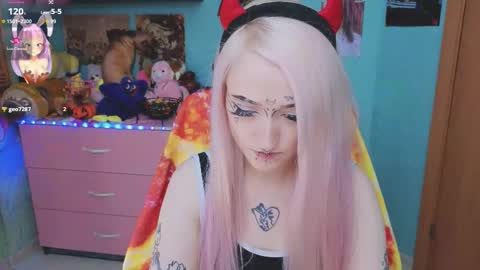 Manuela online show from 10-27-25, 07:34