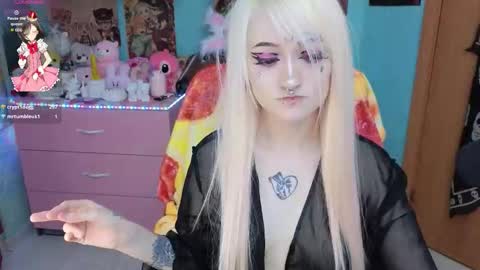 Manuela online show from 03-11-26, 03:01