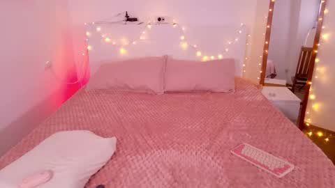     online show from 02-11-26, 01:38