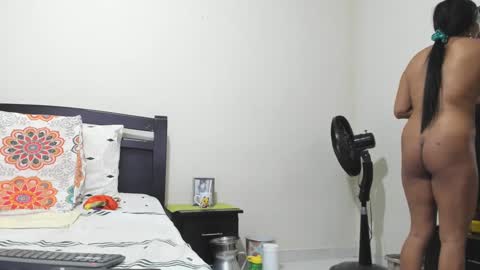 Snapshot of mara2020xxx69 chatting on 01-25-25, 01:41 Mara online show from 01-25-25, 01:41