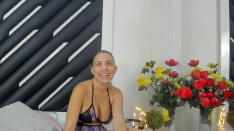 Snapshot of mara_lore chatting on 10-12-25, 09:25 Mara online show from 10-12-25, 09:25