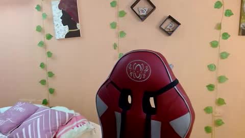 Snapshot of mara_summer chatting on 02-23-26, 01:08 Mara 3 online show from 02-23-26, 01:08