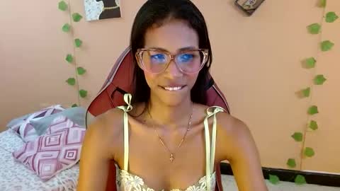 Snapshot of mara_summer chatting on 02-28-26, 01:45 Mara 3 online show from 02-28-26, 01:45