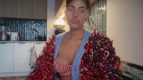 Marakuia online show from 11-10-25, 07:18