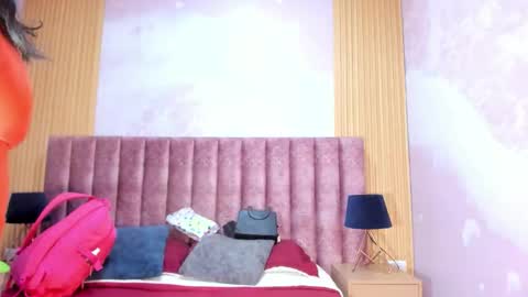 maralinette22 online show from 02-05-26, 11:48