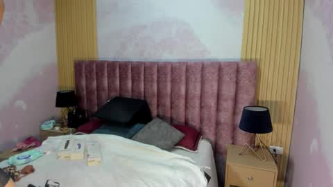 maralinette22 online show from 02-12-26, 11:49