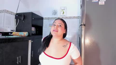 maralinette22 online show from 05-18-26, 11:16