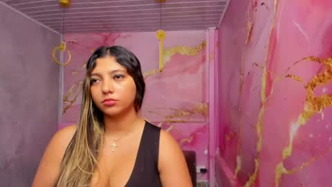 Maraluna online show from 07-28-26, 02:24