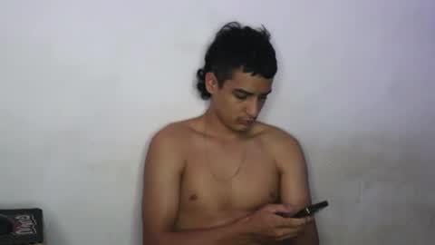 Snapshot of marany01 chatting on 05-04-26, 05:14 marany01 online show from 05-04-26, 05:14