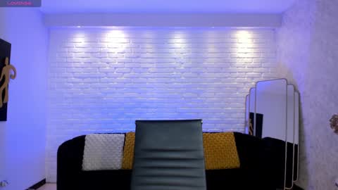 Snapshot of mararicci chatting on 12-26-24, 11:43 MARA online show from 12-26-24, 11:43